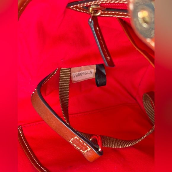 Dooney & Bourke Briana Shoulder Tote Carmel Brown Leather EUC - Picture 10 of 17